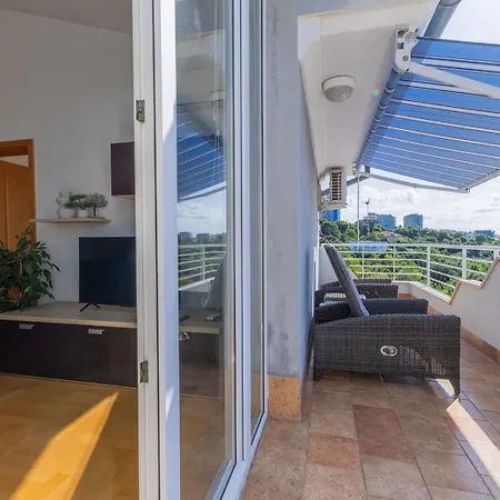 Valis Apartman *